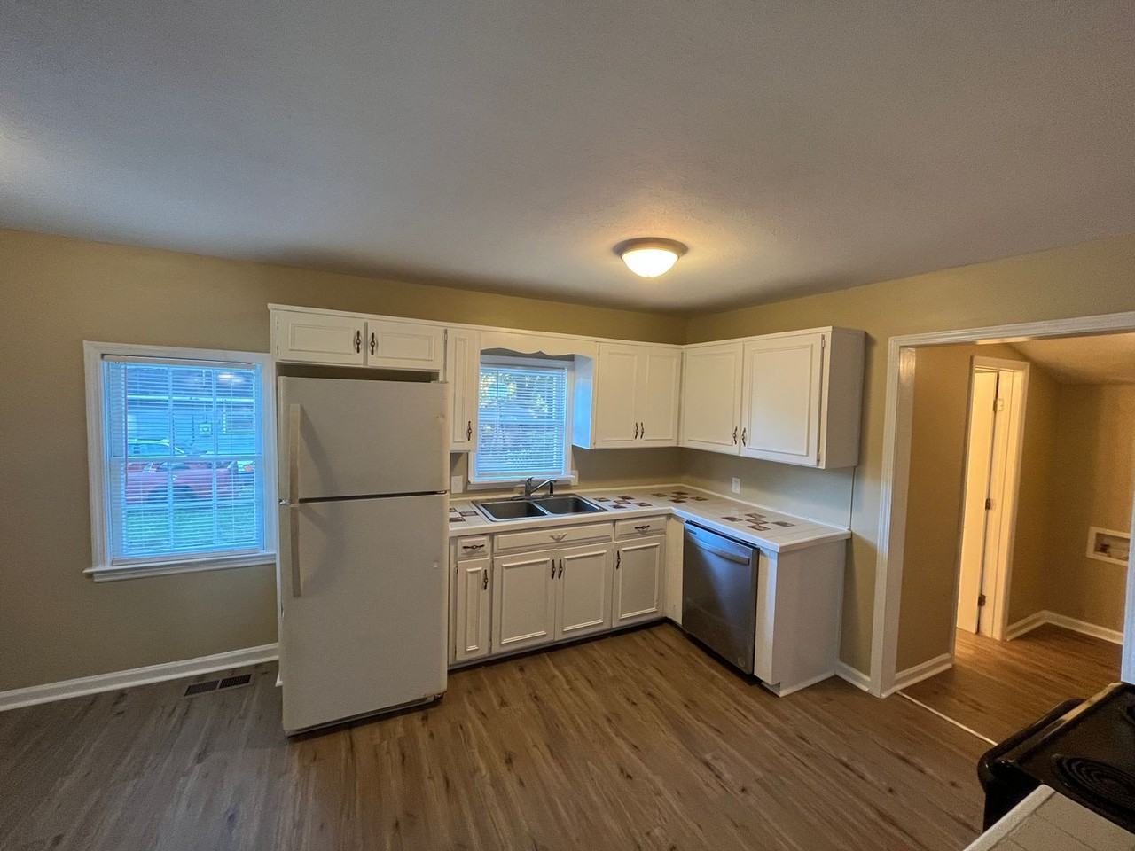 4414 Forrest Rd - Photo 7 of 15