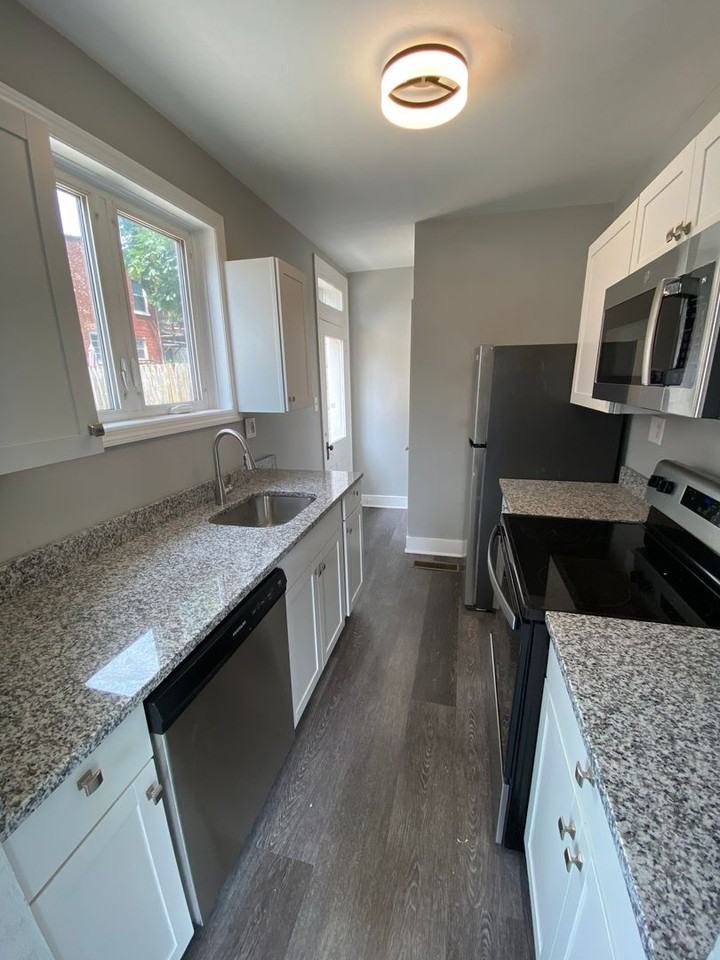 31 N 8th St - Photo 3 of 10