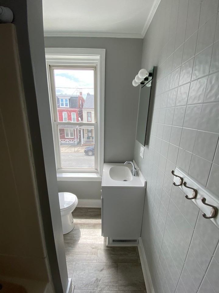 31 N 8th St - Photo 7 of 10