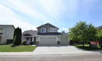 3341 N Maplestone Ave - Photo 1 of 1