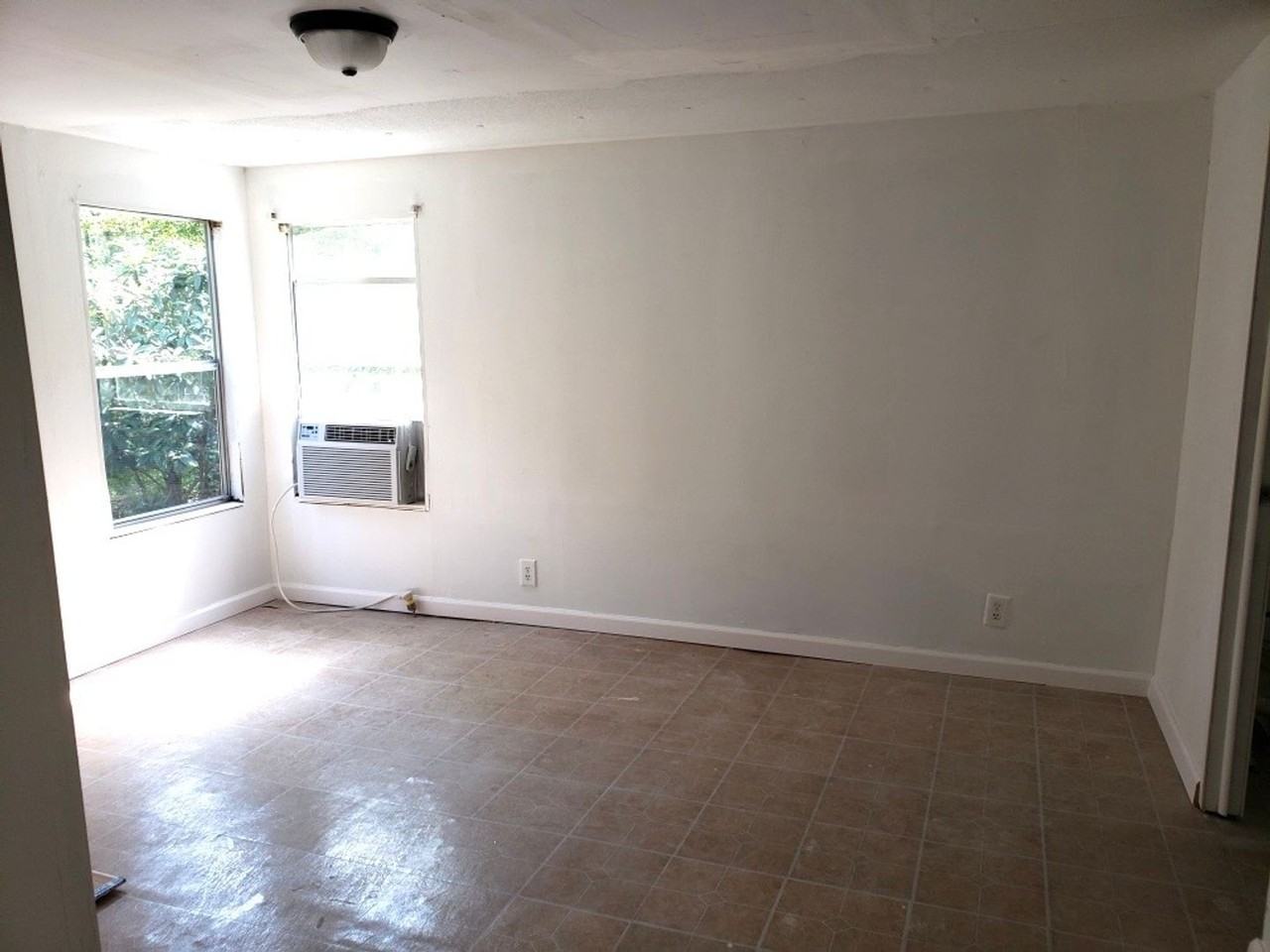 162 Sunny Brooke Rd - Photo 6 of 10