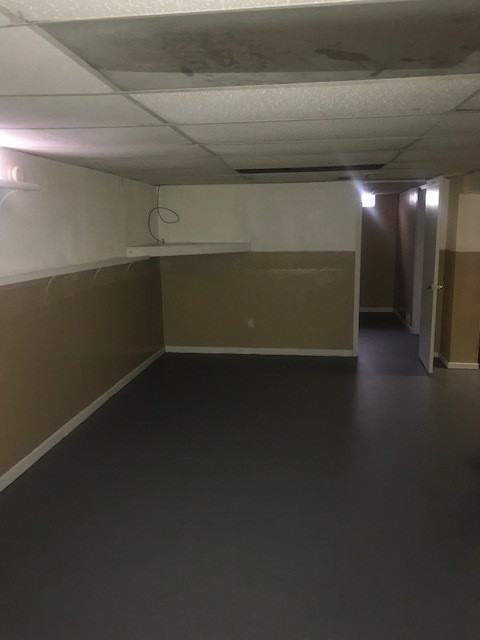 22030 Cushing Ave - Photo 4 of 9