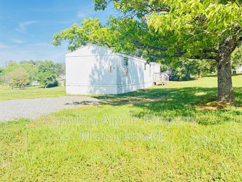 3822 Towery Rd - Photo 3 of 16