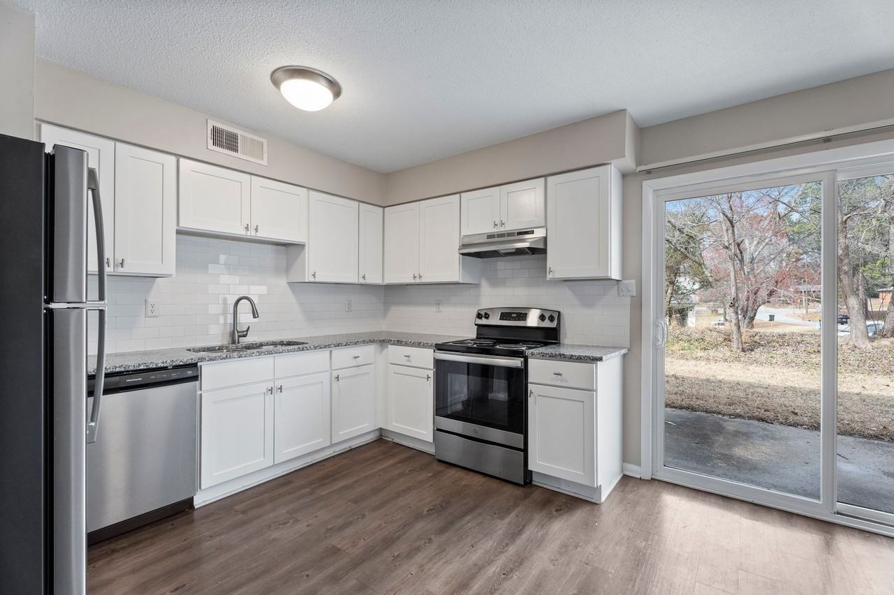 Chappell Townhomes - Photo 4 of 16
