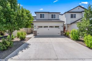 featured image of 4207 E Esperanto St