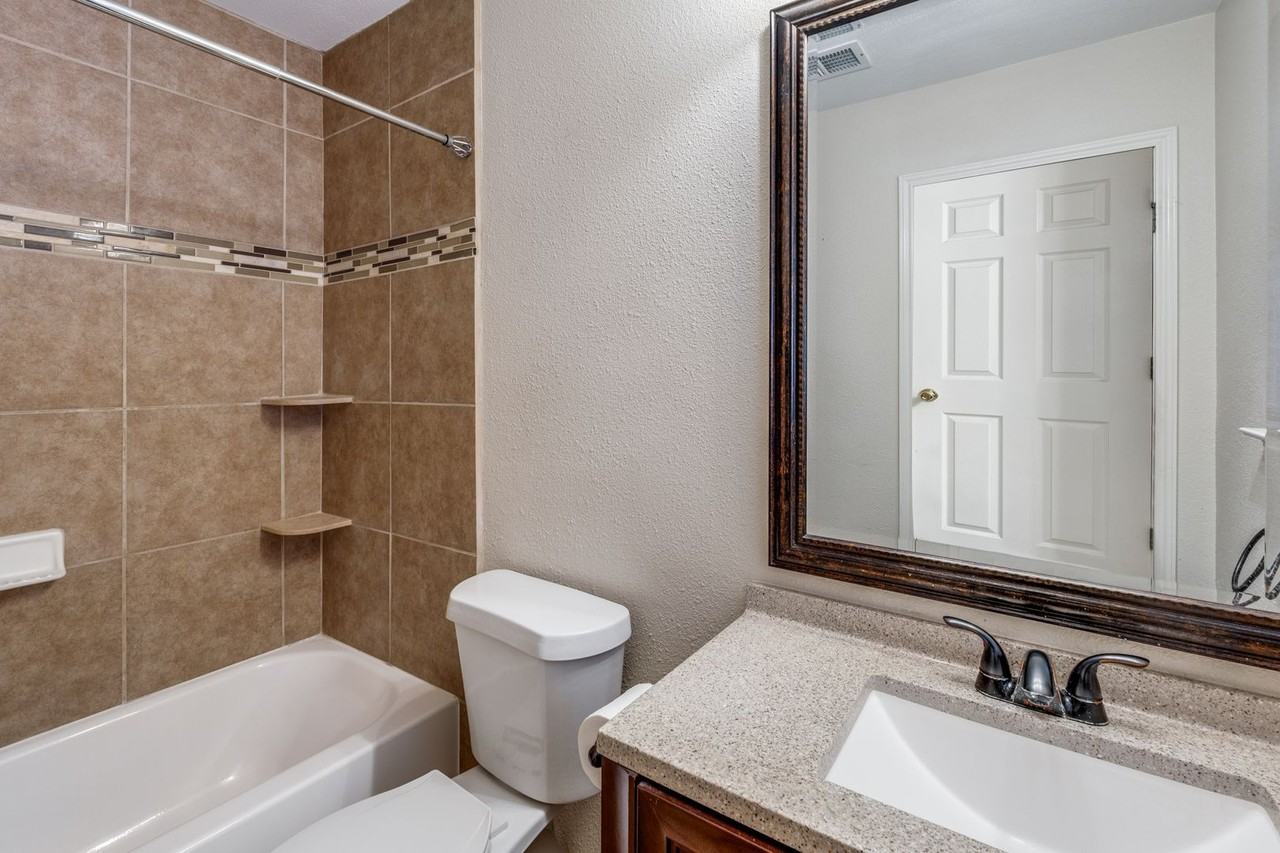 8903 Gill Brg - Photo 7 of 12