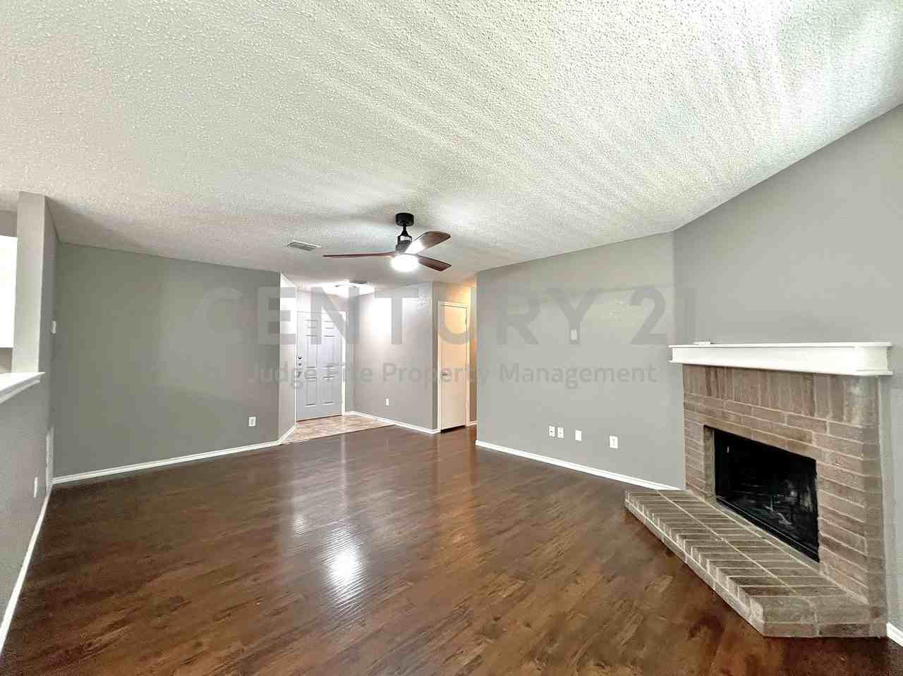 1412 Anna Lea Ln - Photo 2 of 15