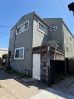featured image of 1737 Chase St