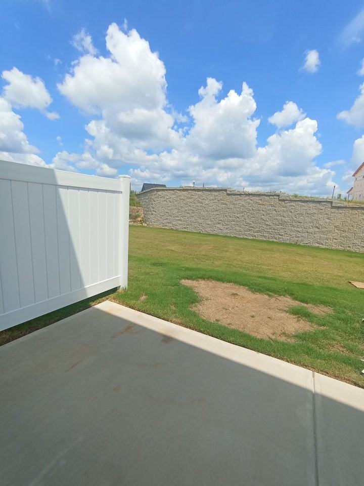 730 Putney Hill Rd - Photo 4 of 23