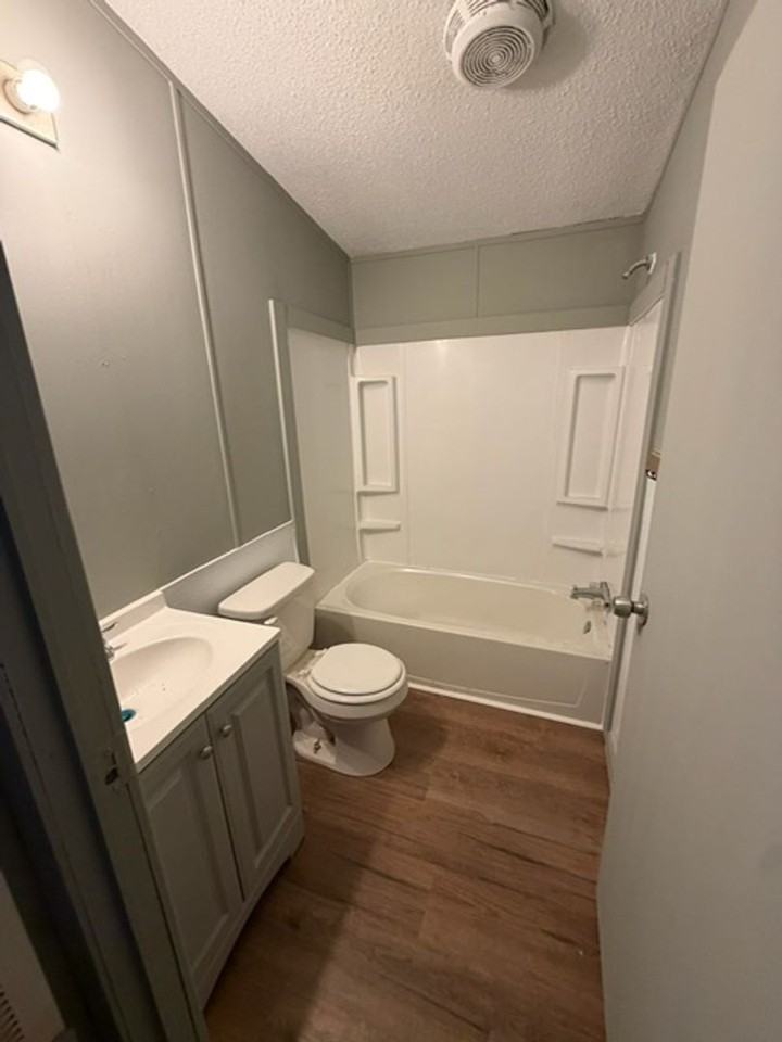 4618 Lombardy Ct - Photo 6 of 11