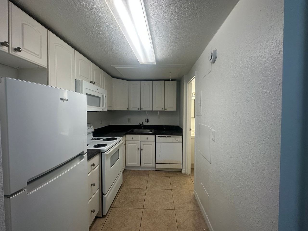 4249 E Michigan St - Photo 5 of 12