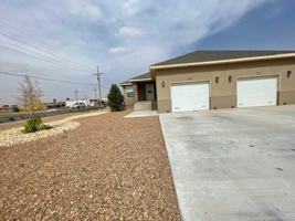 featured image of 3213 N Richardson Ave