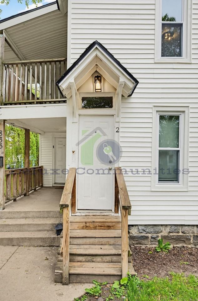 833 McReynolds Ave NW - Photo 4 of 4
