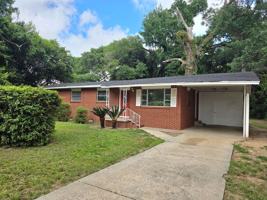 featured image of 6016 Sewell St #A