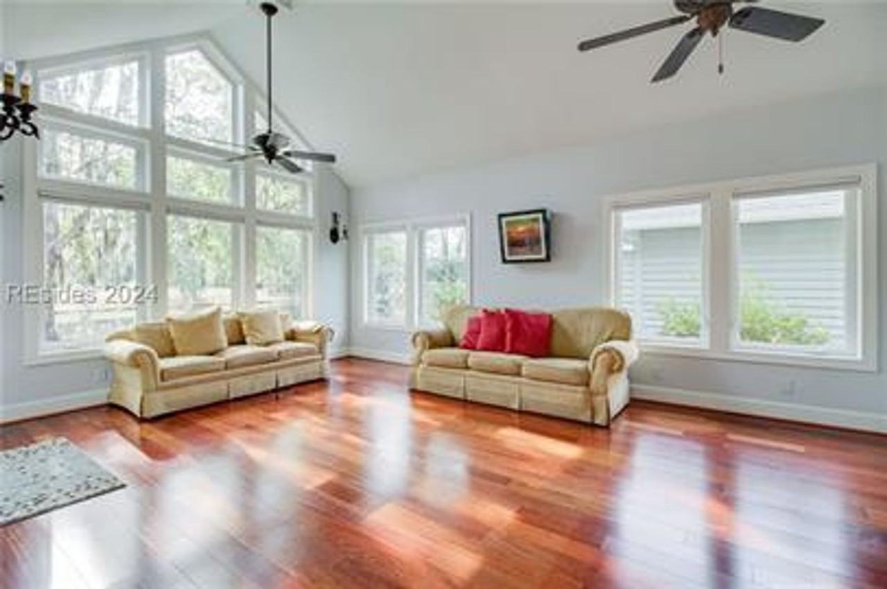 76 Pipers Pond Rd - Photo 3 of 18