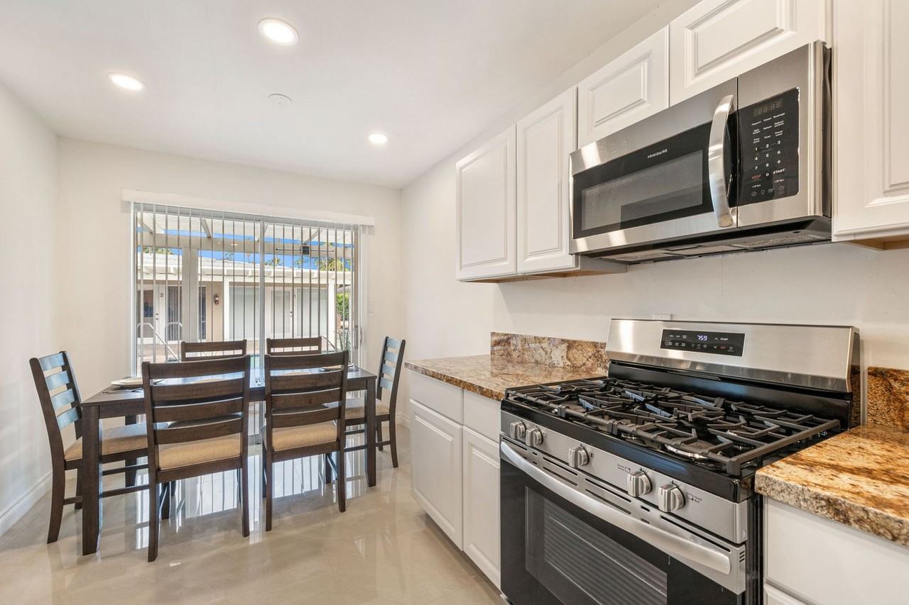 1425 S Via Soledad - Photo 7 of 50
