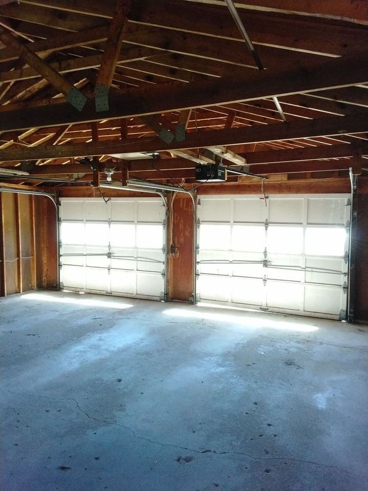 1725 Washington Ave S - Photo 4 of 19