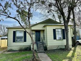 featured image of 2712 Mitchell Ave