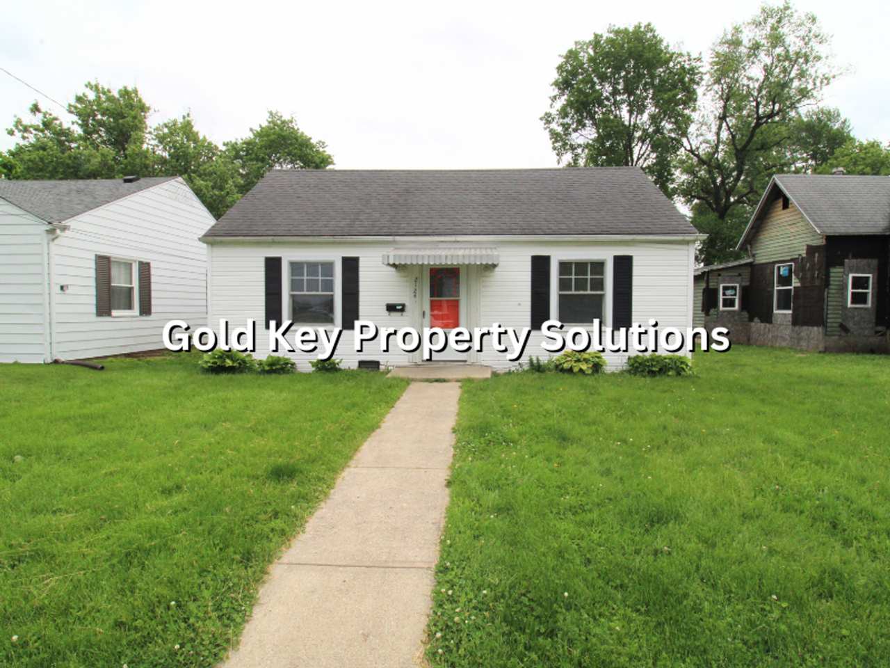 2124 Poplar St - Photo 3 of 16