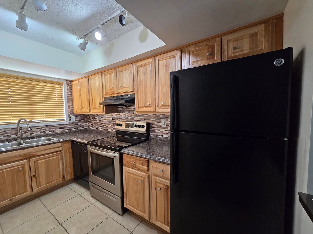 104 White Fawn Dr - Photo 6 of 20