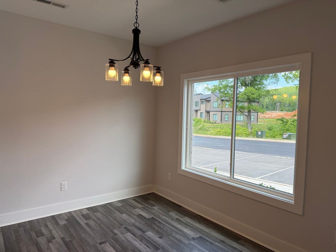 126 Allure Dr - Photo 3 of 16