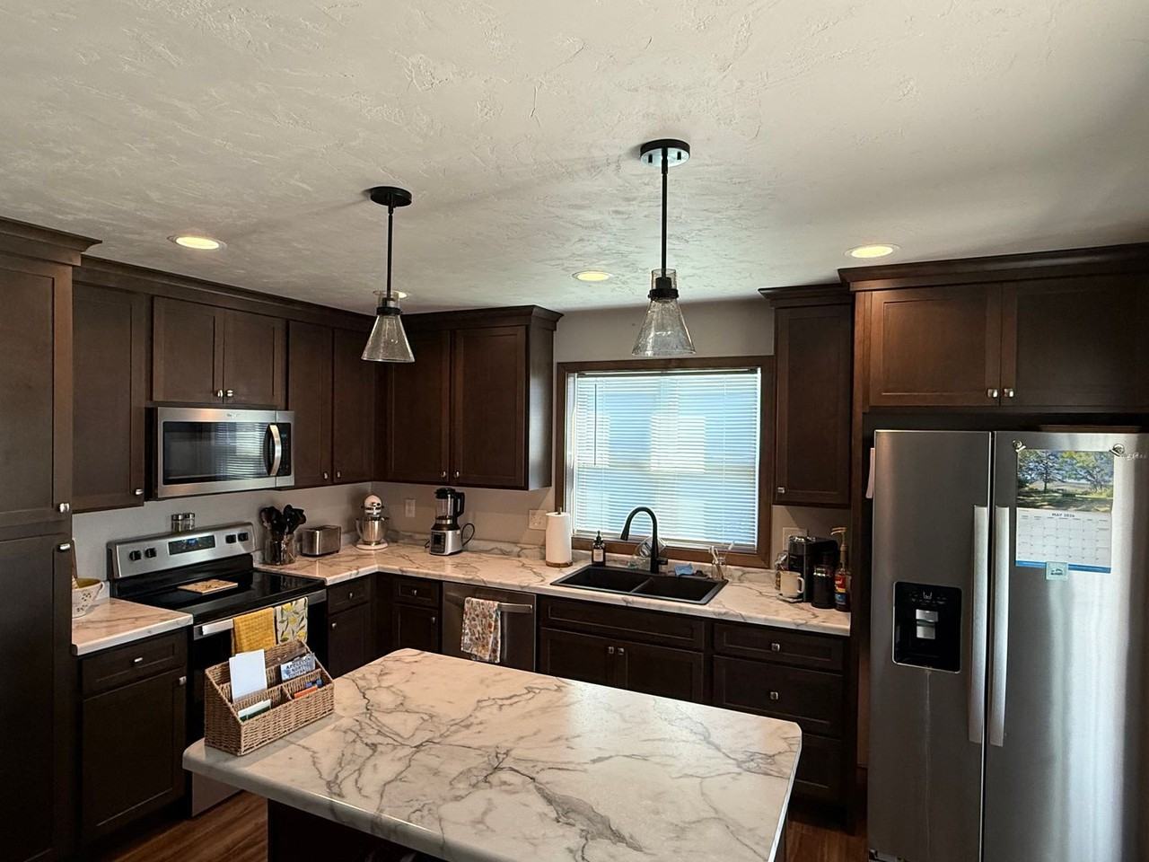 4534 N Cherryvale Ave - Photo 2 of 8