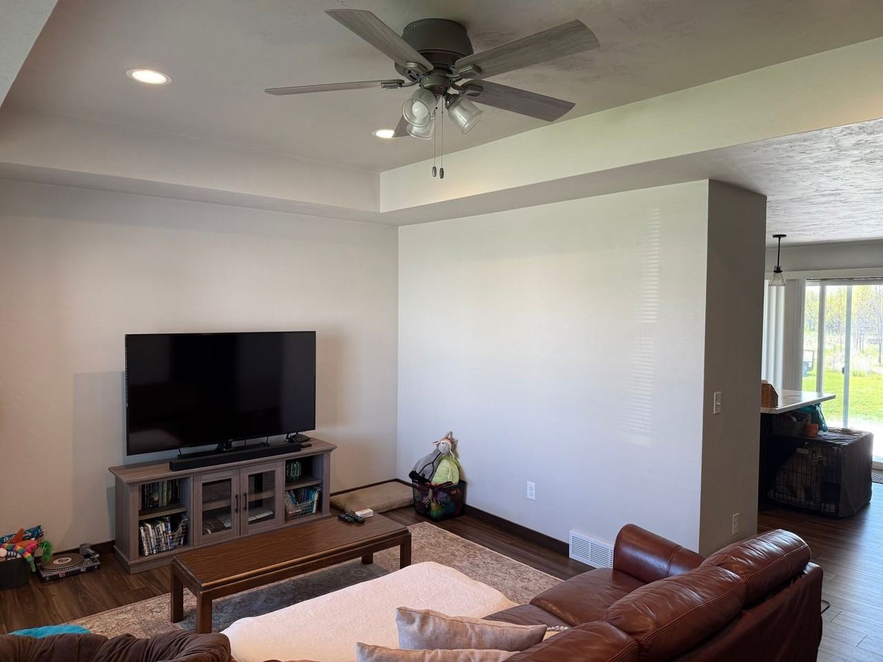4534 N Cherryvale Ave - Photo 3 of 8