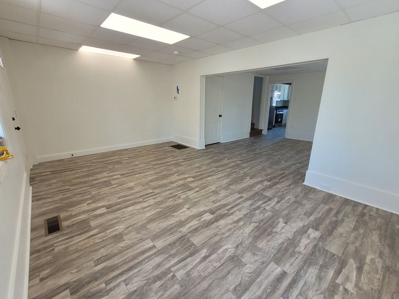 3212 Mill Ln - Photo 4 of 28