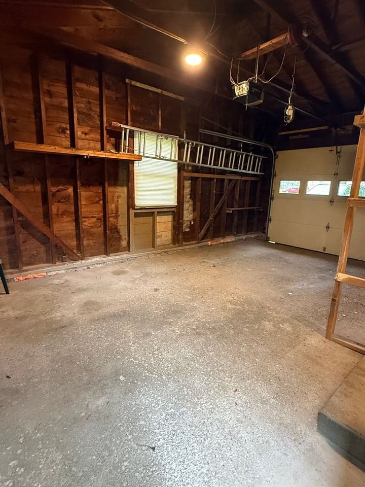 704 Rumson Rd - Photo 3 of 19