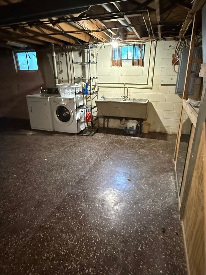 704 Rumson Rd - Photo 7 of 19