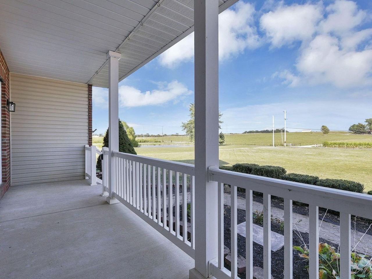 2453 Ryan Rd - Photo 3 of 50