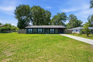703 Pineview Ct - Photo 1 of 1