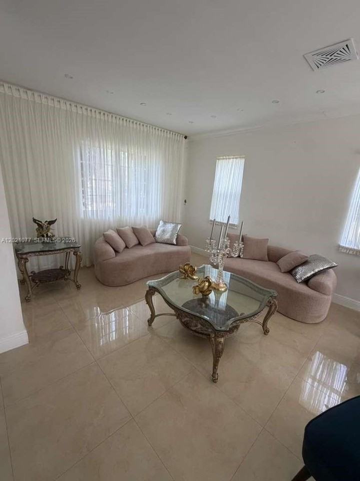 20851 Sw 88th Ct - Photo 7 of 14