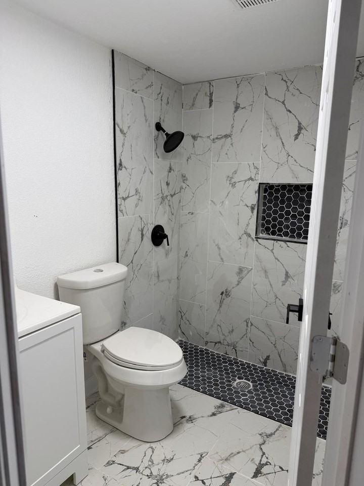 1629 Demaree Ln - Photo 4 of 8