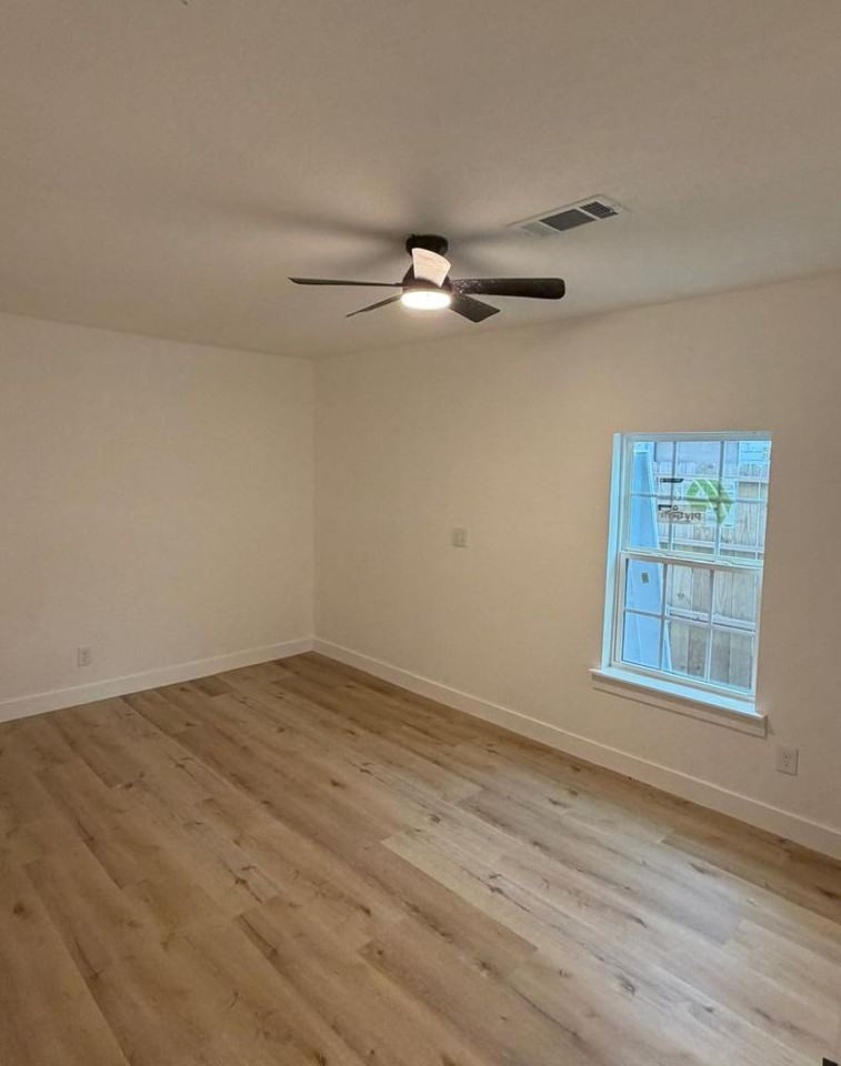 1629 Demaree Ln - Photo 5 of 8