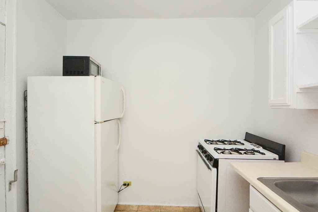2332 N Spaulding Ave #3A - Photo 2 of 21