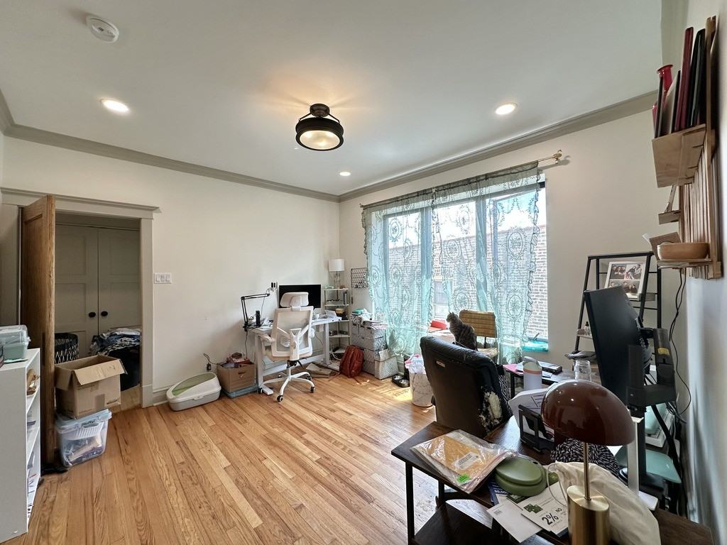 1933 N Fairfield Ave #2F - Photo 6 of 21