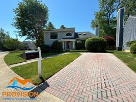 featured image of 907 Berwick Dr