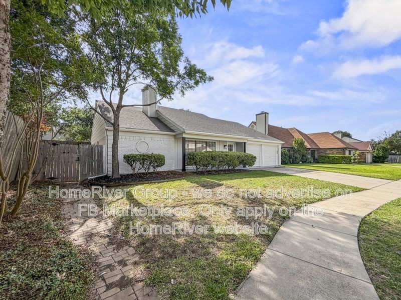 5436 Gregory Dr - Photo 3 of 17
