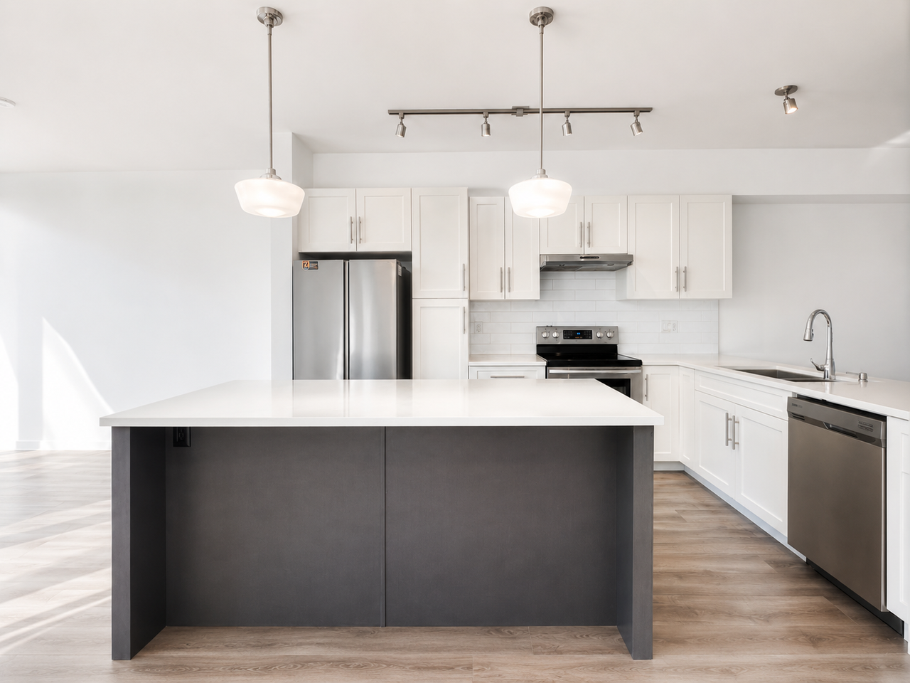14905 60 Avenue #5 - Photo 4 of 23