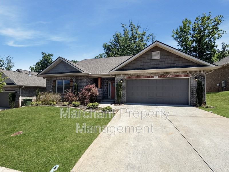 120 Starlight Dr