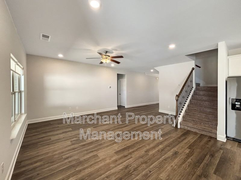 120 Starlight Dr - Photo 6 of 24