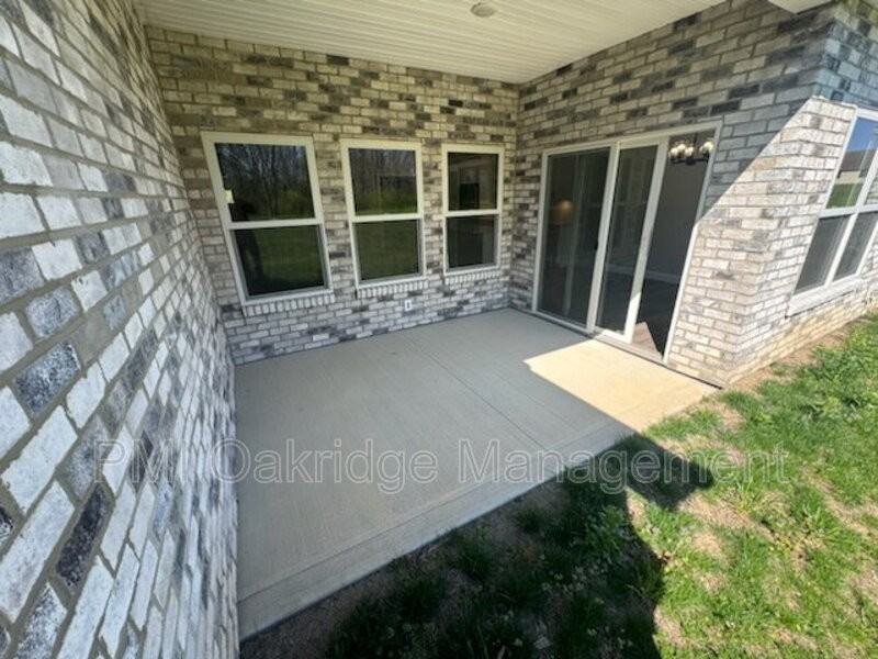 963 Winter Ridge Dr - Photo 3 of 22