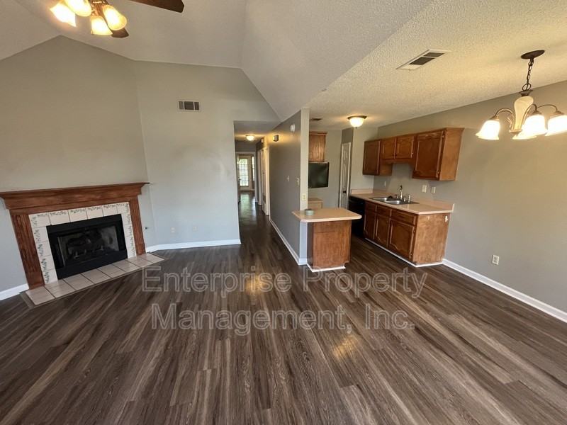1744 Camille Way - Photo 3 of 16