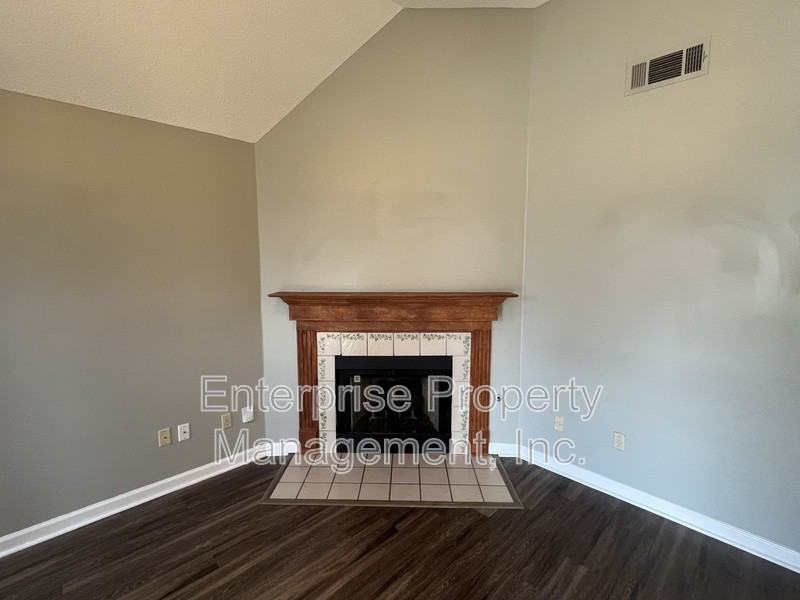 1744 Camille Way - Photo 4 of 16