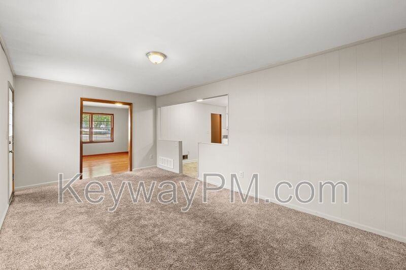 3301 Westmont Dr - Photo 7 of 21