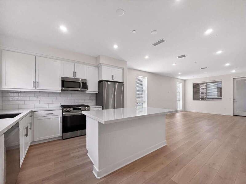 1814 E 1st St #300 - Photo 2 of 19