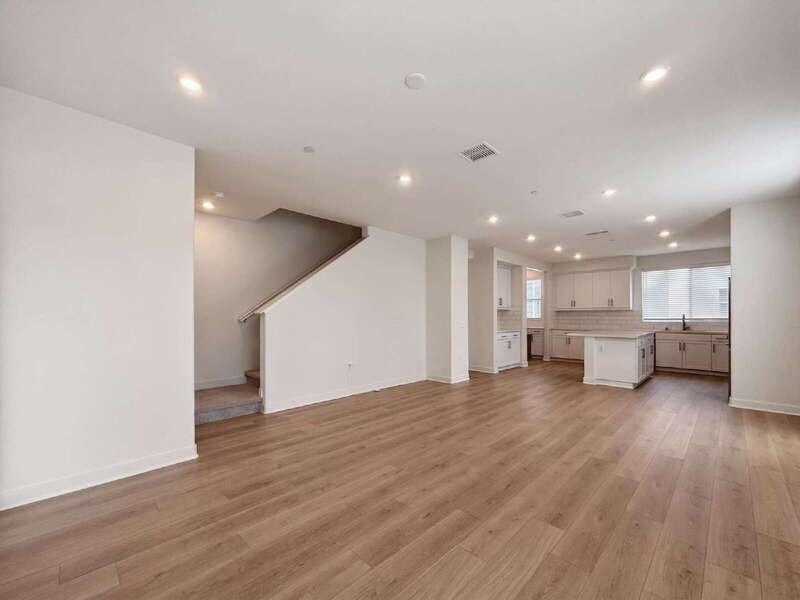 1814 E 1st St #300 - Photo 3 of 19