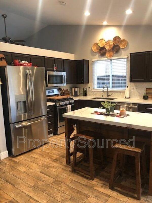 1241 Shawn Ct - Photo 7 of 16