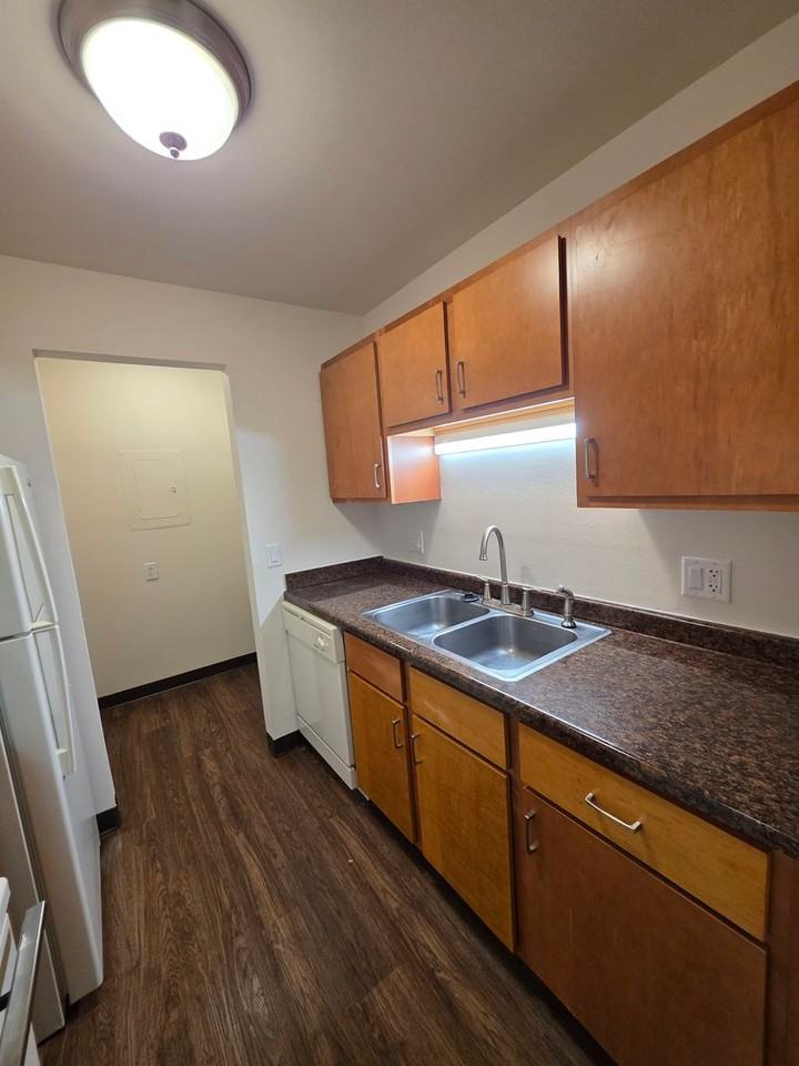 6431 Bridge Road - Photo 4 of 21